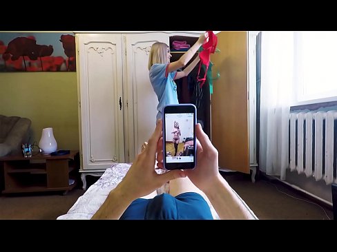 ❤️ 義理の姉が、ママが帰ってくる直前に弟を勃起させる ジャストポルノ ❌️❤